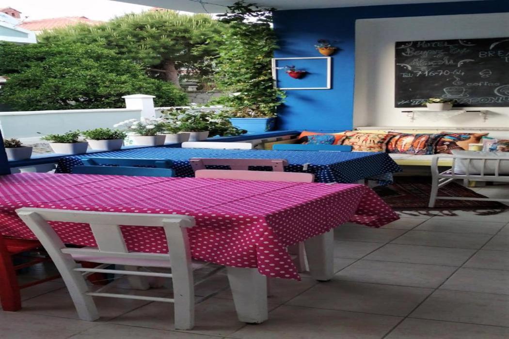 Beyaz Ev Hotel Alaçatı Buitenkant foto