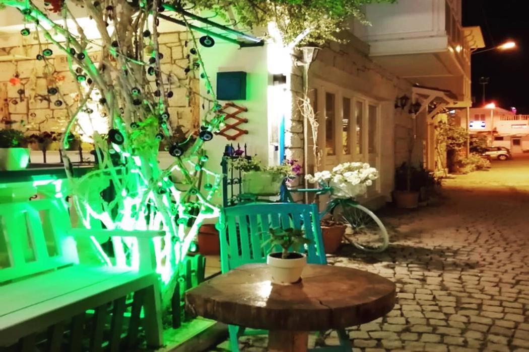 Beyaz Ev Hotel Alaçatı Buitenkant foto