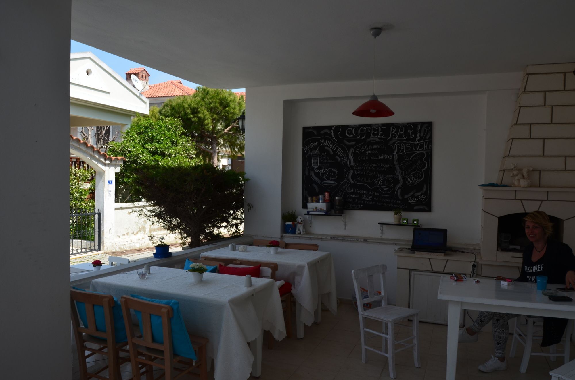 Beyaz Ev Hotel Alaçatı Buitenkant foto
