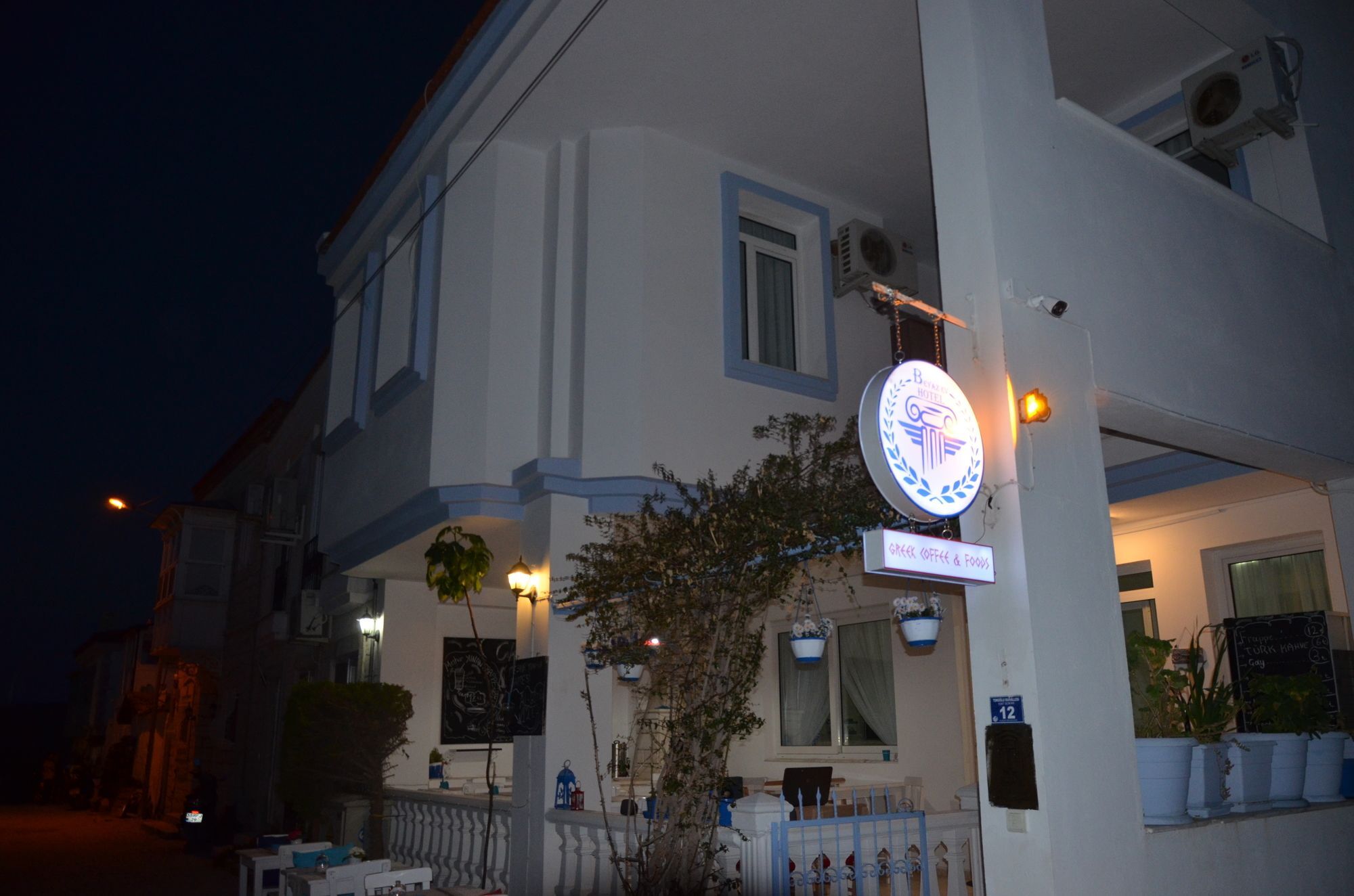 Beyaz Ev Hotel Alaçatı Buitenkant foto